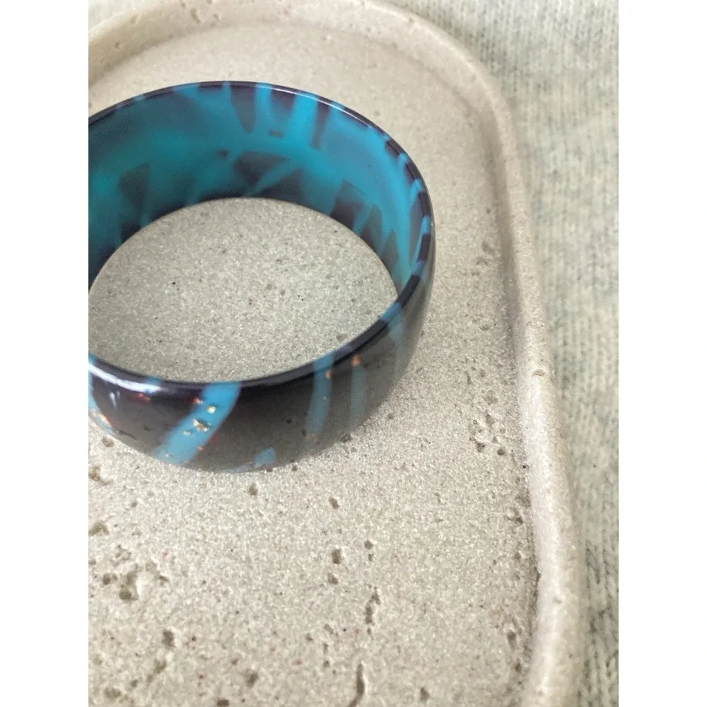 Wide Acrylic Bangle Bracelet Black Turquoise Colored Zebra Stripe‎ 80's Style